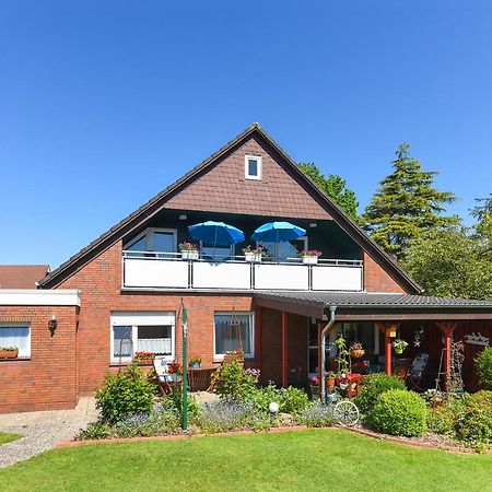 Ferienwohnung Haus Heimathafen Esens Bagian luar foto