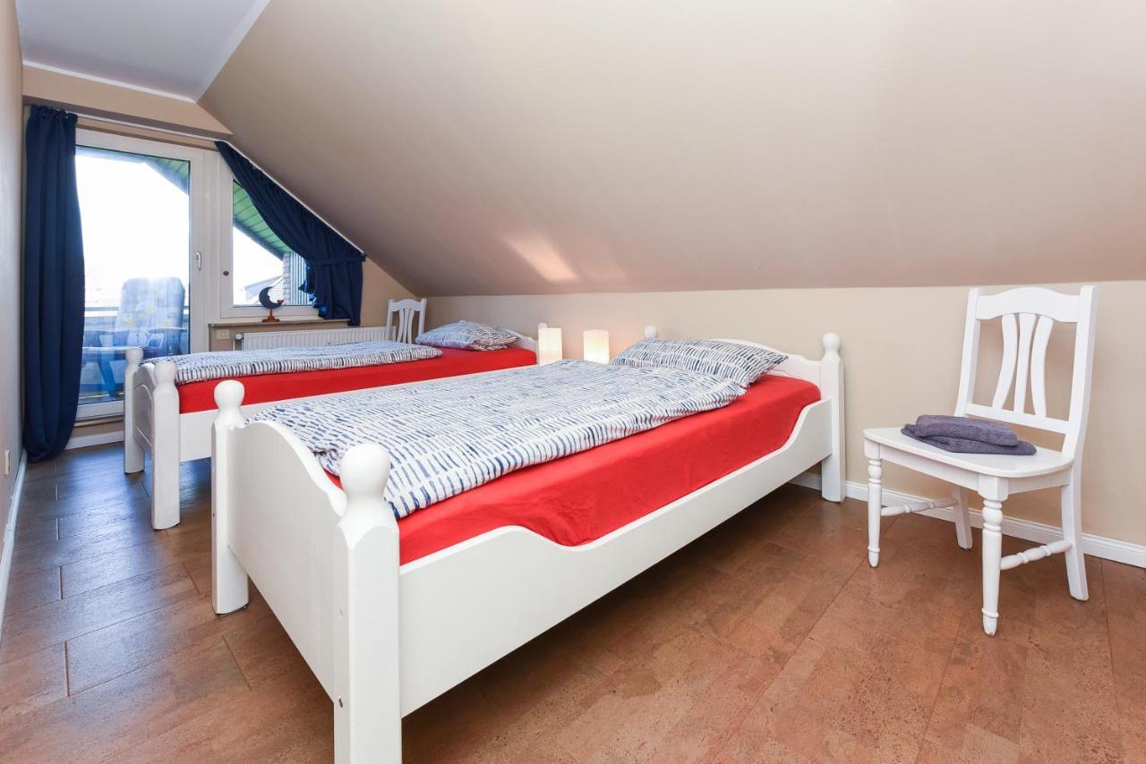 Ferienwohnung Haus Heimathafen Esens Bagian luar foto