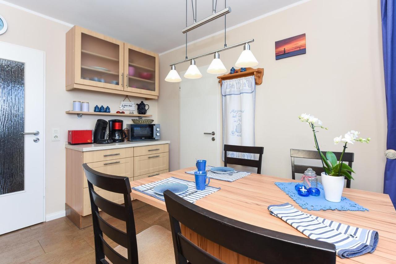 Ferienwohnung Haus Heimathafen Esens Bagian luar foto