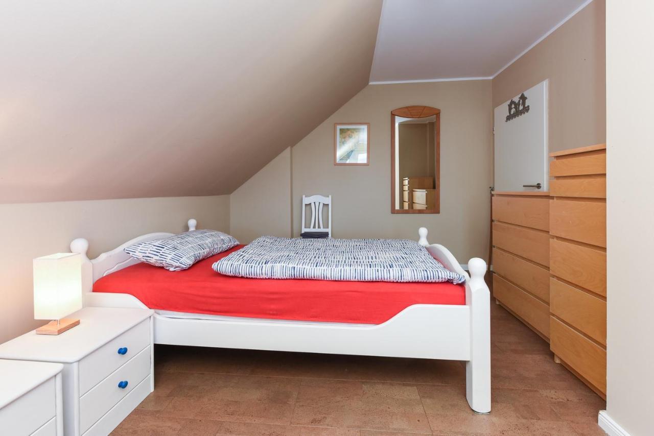 Ferienwohnung Haus Heimathafen Esens Bagian luar foto