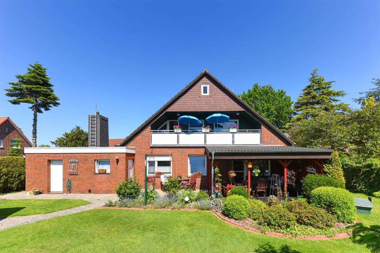Ferienwohnung Haus Heimathafen Esens Bagian luar foto